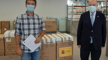 LAjuntament del Vendrell reparteix 10.000 mascaretes rebudes de la Subdelegació del Govern dEspanya